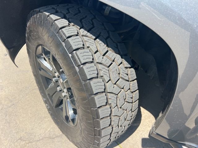 Used 2022 GMC Canyon AT4 image 5