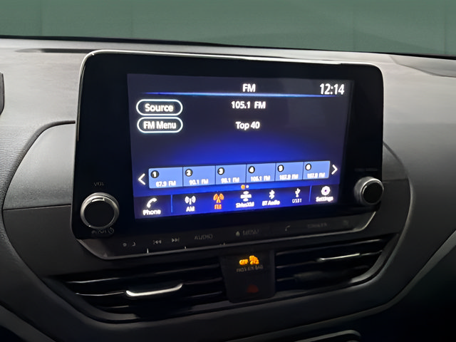 Used 2025 Nissan Altima 2.5 S FWD image 19