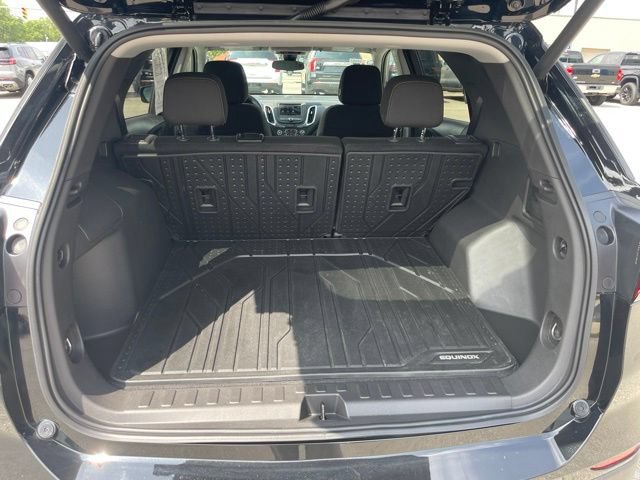 Used 2024 Chevrolet Equinox LT w/ LPO, Floor Liner Package FWD image 37