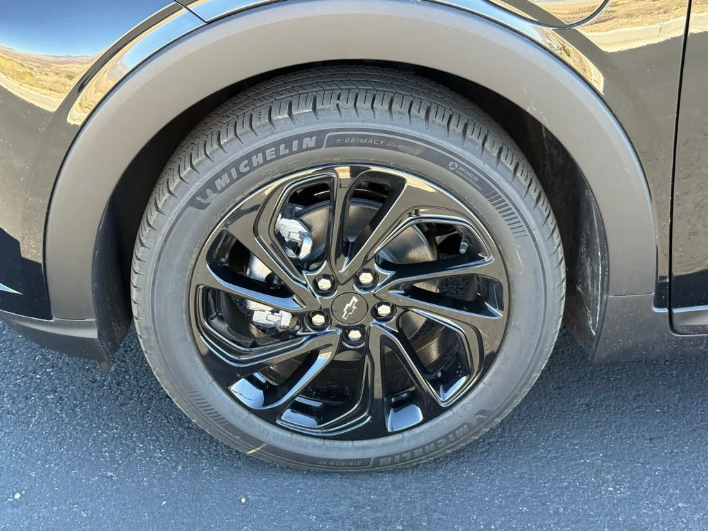 New 2027 Chevrolet Bolt RS FWD image 10