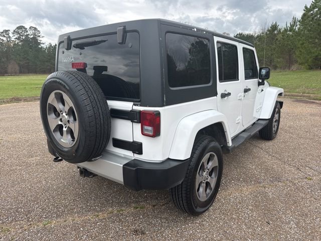 Used 2012 Jeep Wrangler Unlimited Sahara w/ Connectivity Group image 3