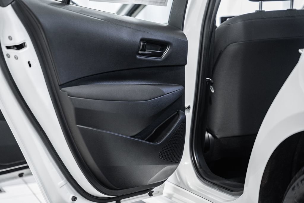 Used 2024 Toyota Corolla LE image 29