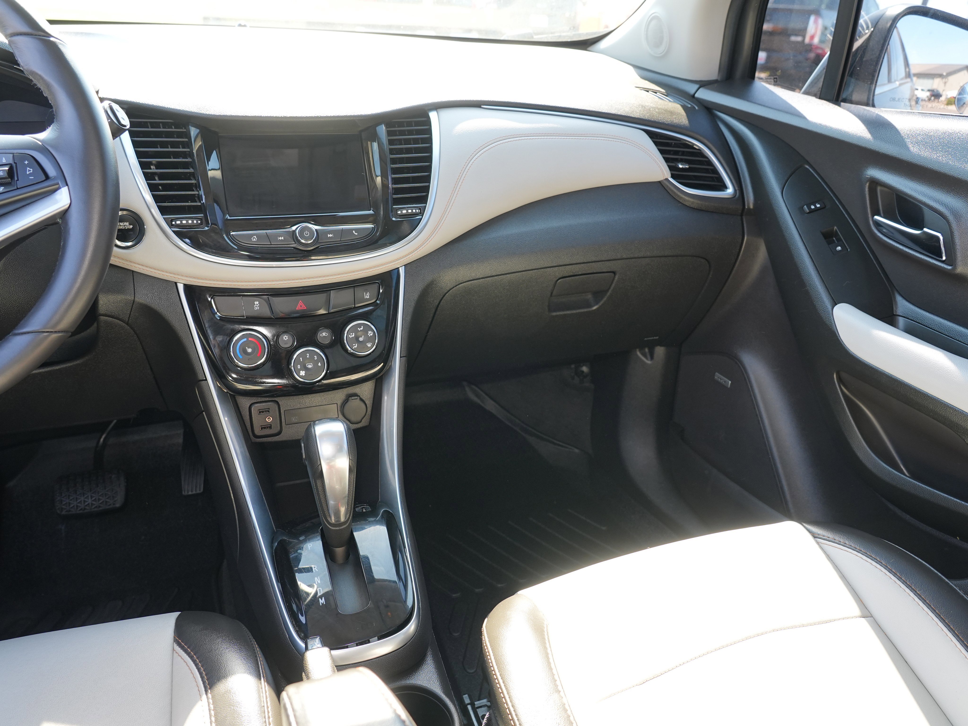 Used 2018 Chevrolet Trax Premier image 21