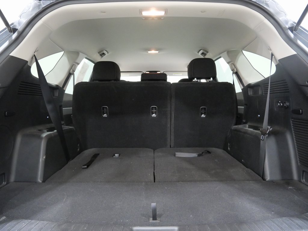 Used 2023 Kia Sorento LX image 28