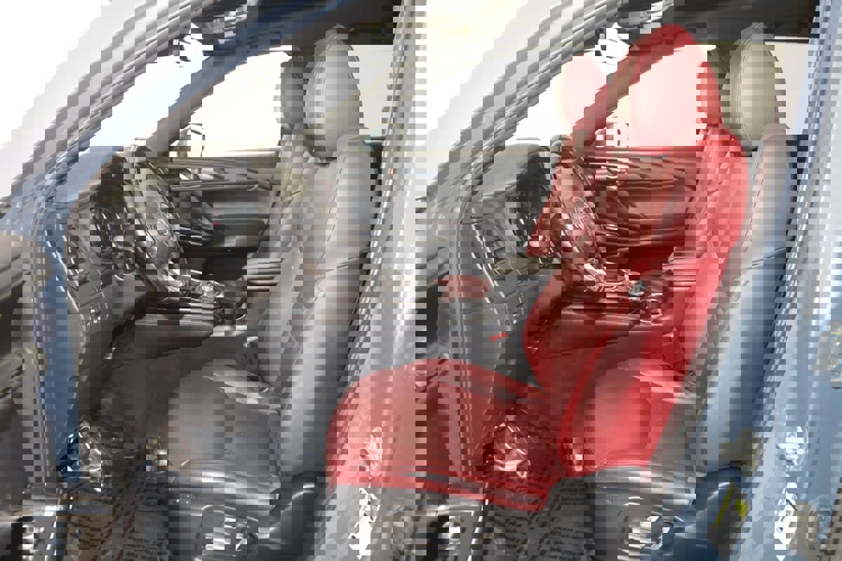 Used 2022 MAZDA CX-9 Carbon Edition image 12