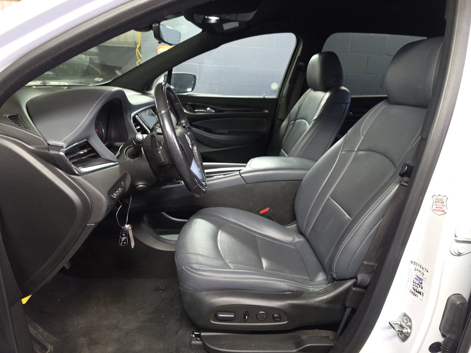Used 2024 Buick Enclave Premium AWD/4WD image 8