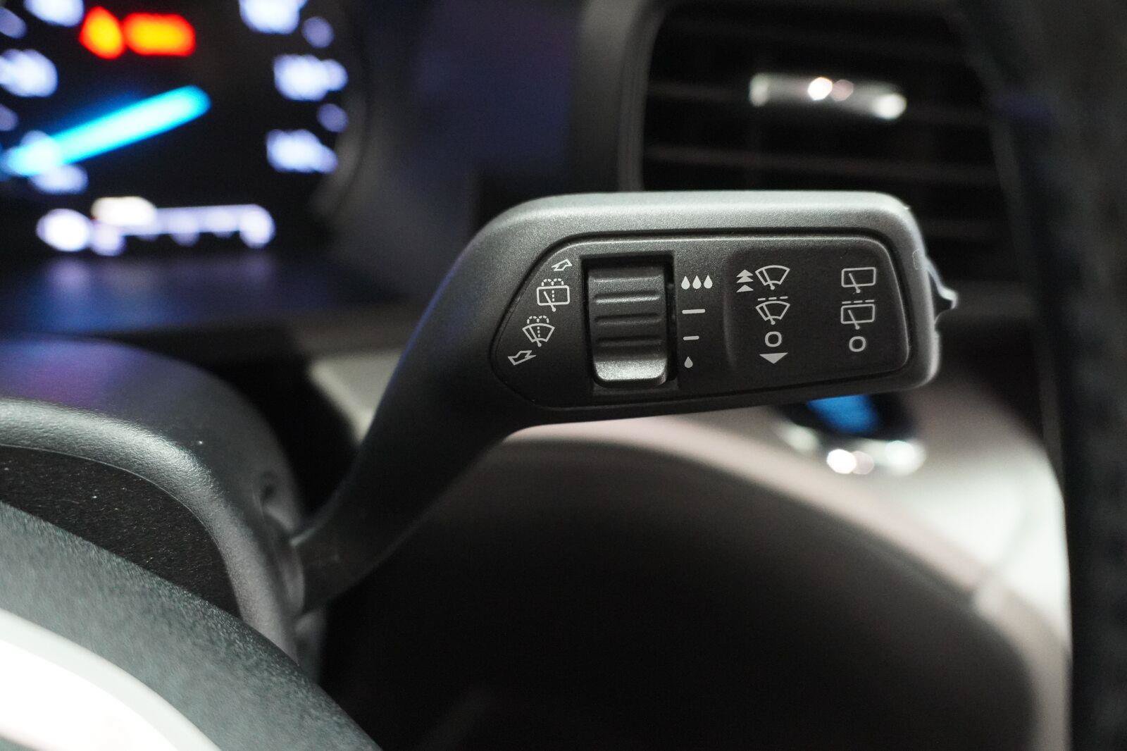 Used 2023 Ford Explorer XLT RWD image 12