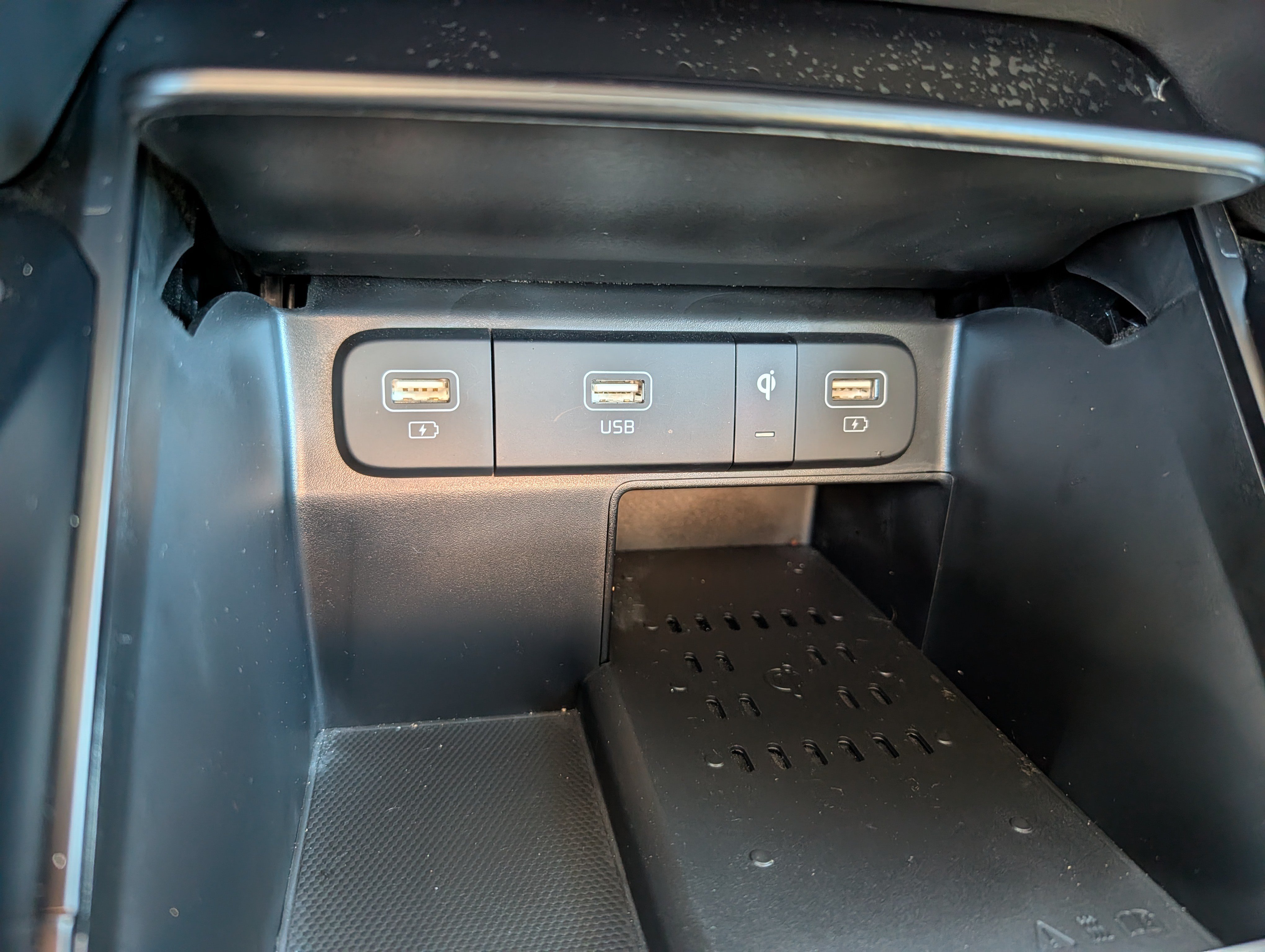 Certified 2023 Kia Sorento EX FWD image 33