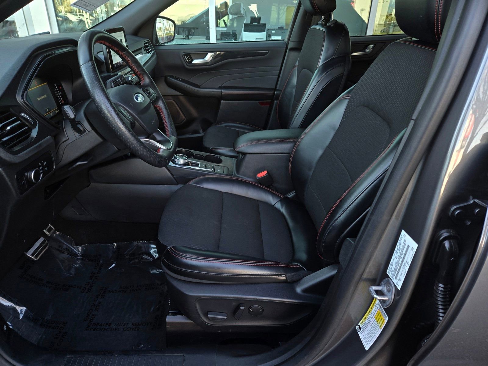 Used 2024 Ford Escape ST-Line image 15