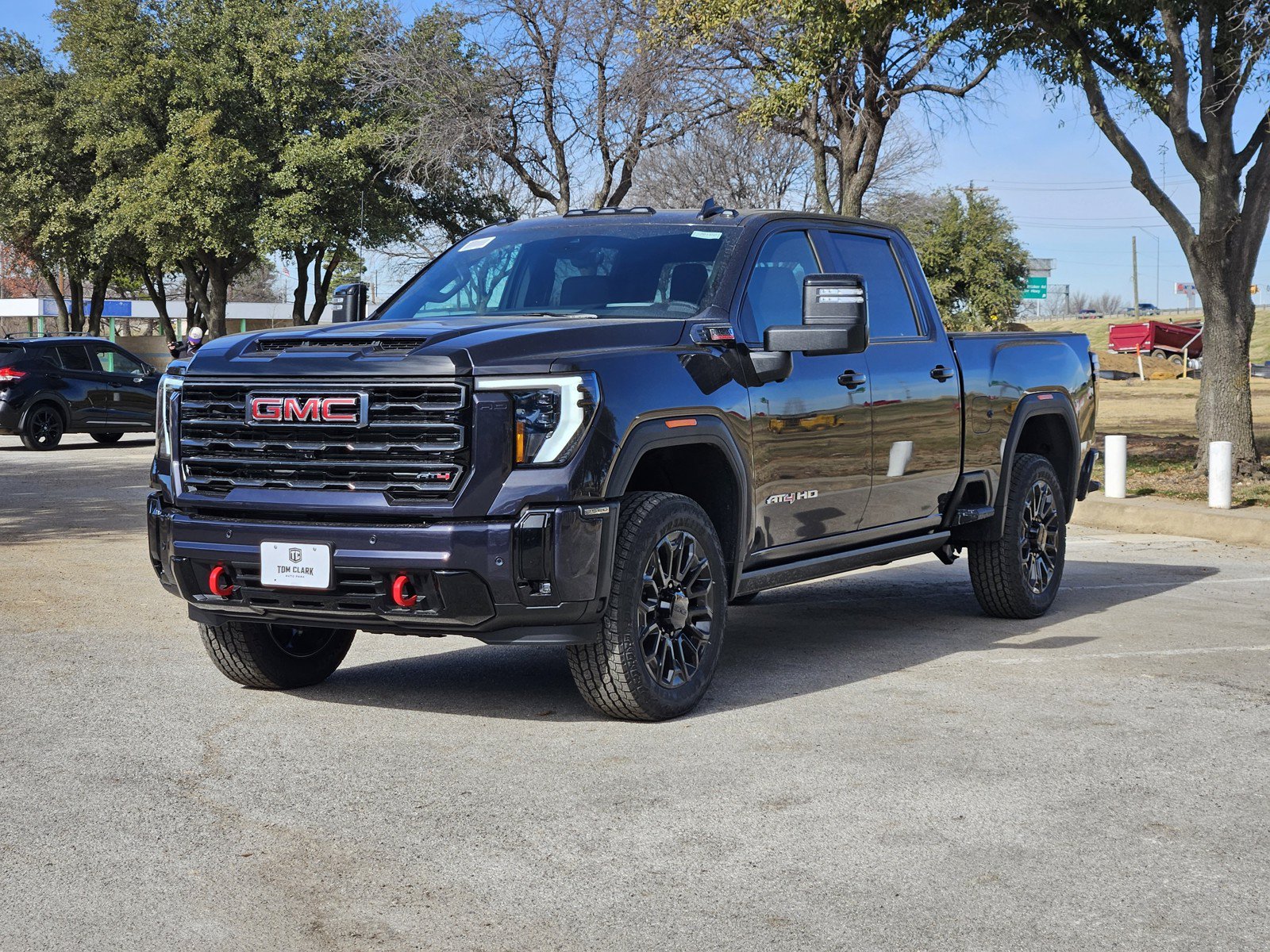 New 2026 GMC Sierra 2500 AT4 w/ AT4 Premium Plus Package AWD/4WD image 2