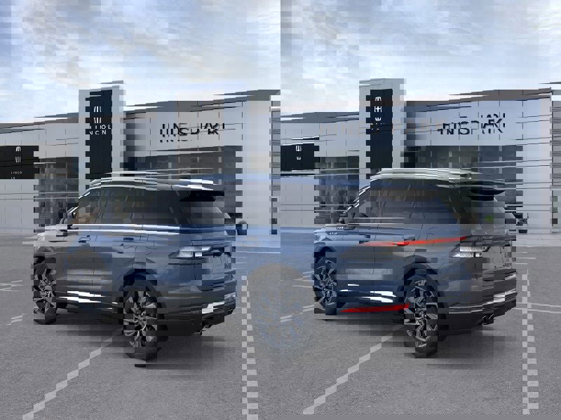 New 2026 Lincoln Aviator AWD image 4