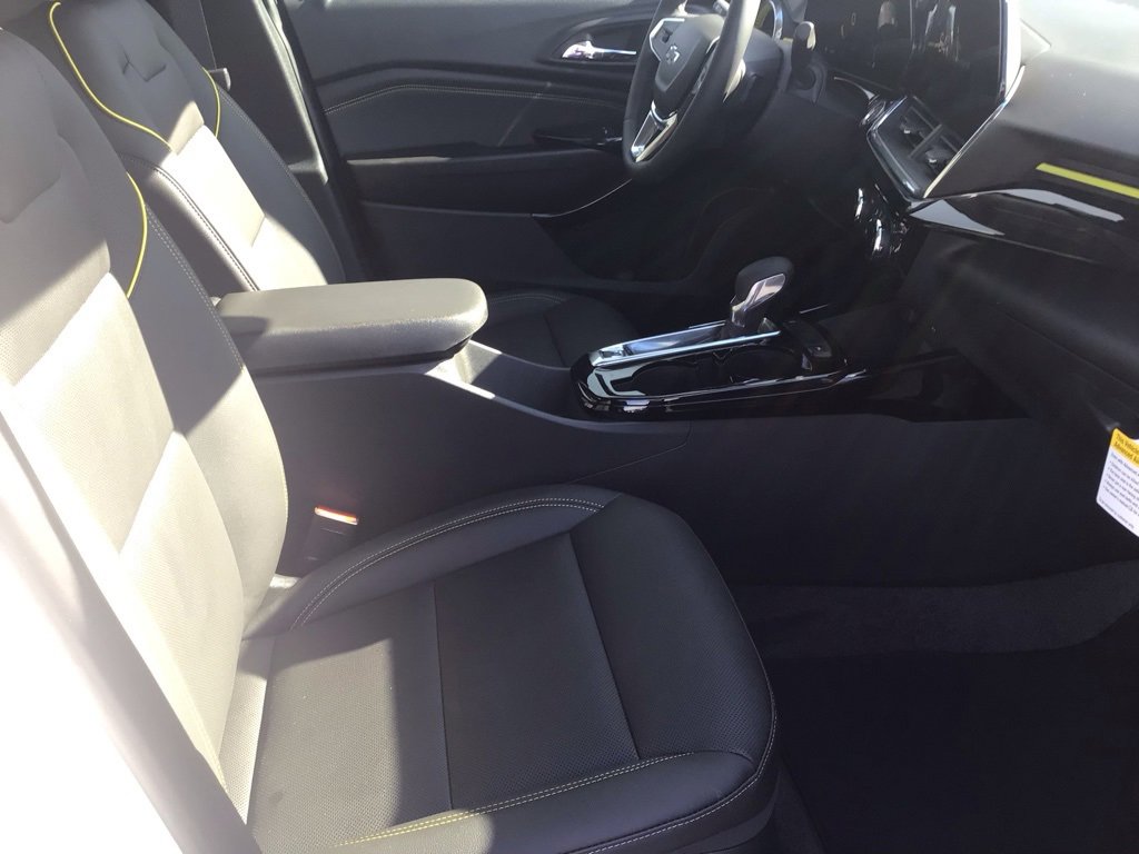 New 2025 Chevrolet Trax ACTIV w/ Driver Confidence Package image 20