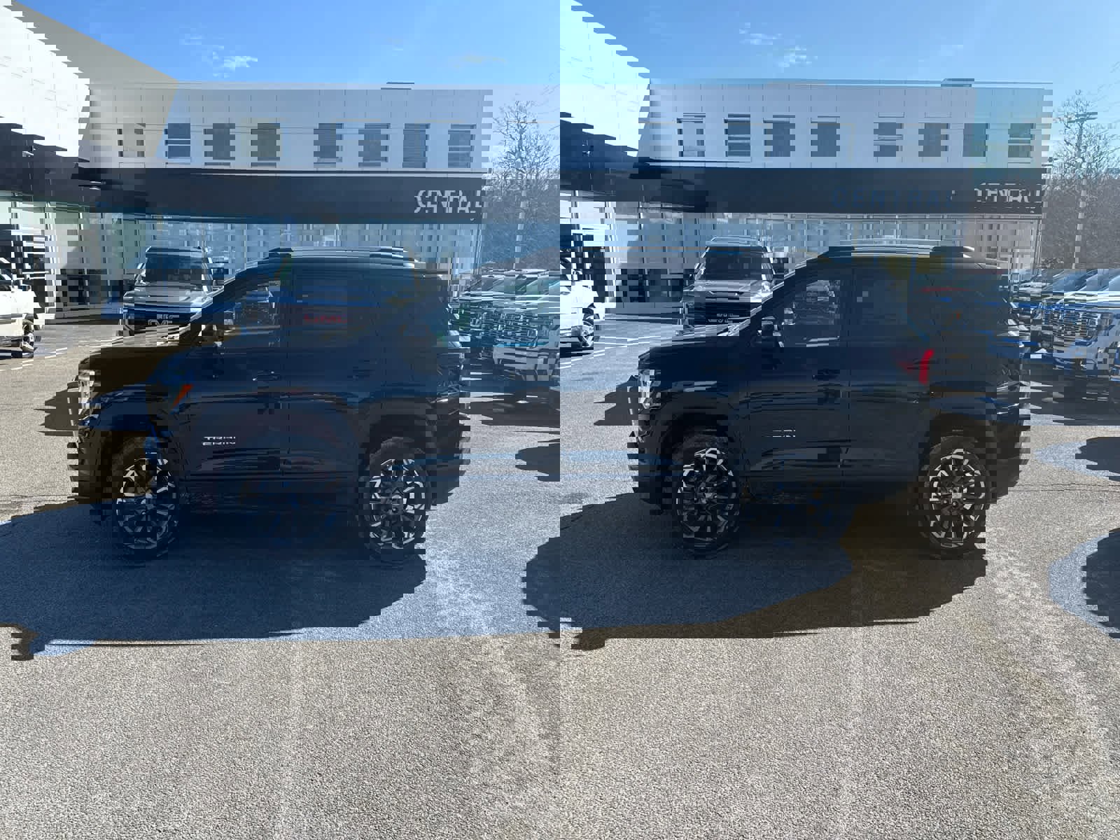 New 2026 GMC Terrain Elevation w/ Elevation Premium Package image 4