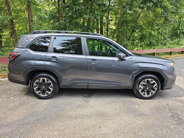 Certified 2026 Subaru Forester Premium AWD/4WD image 2