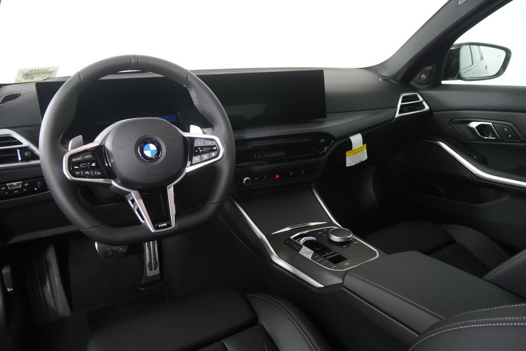 Used 2026 BMW 330i Sedan w/ M Sport Package RWD image 17