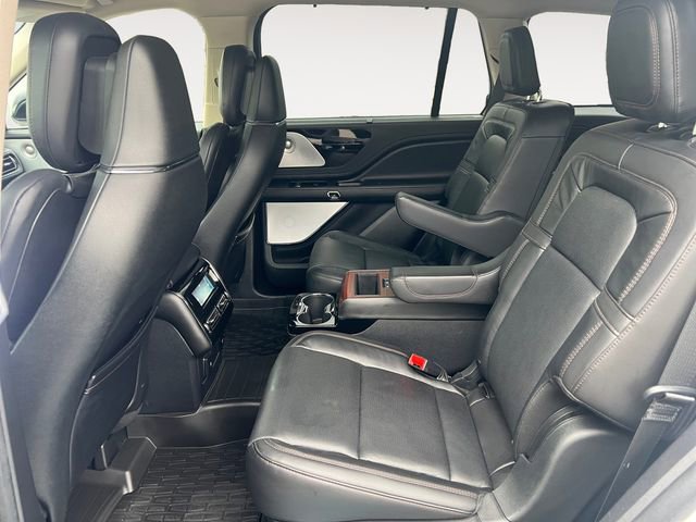 Used 2021 Lincoln Aviator Grand Touring w/ Equipment Group 302A AWD/4WD image 13