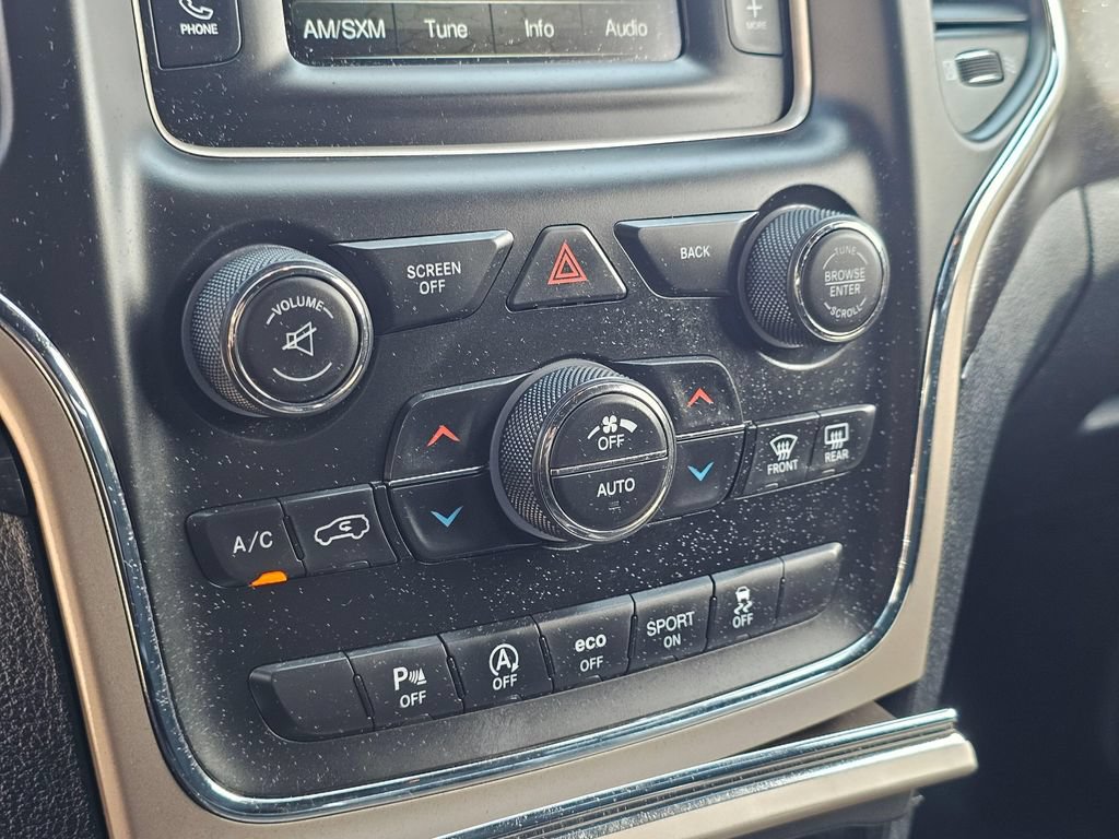 Used 2016 Jeep Grand Cherokee Laredo w/ Quick Order Package 23E AWD/4WD image 29