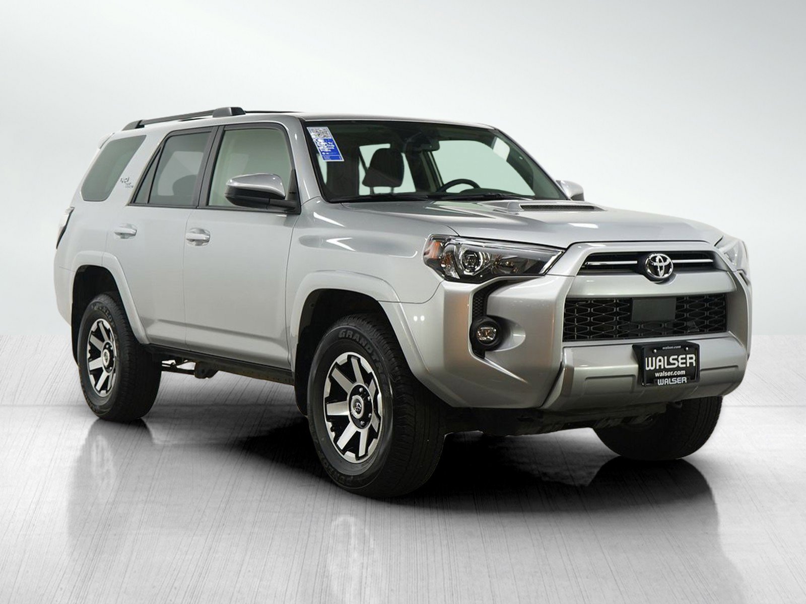 Used 2024 Toyota 4Runner TRD Off-Road image 8