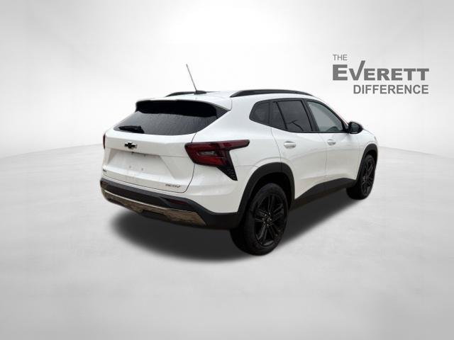 New 2026 Chevrolet Trax ACTIV w/ Sunroof Package FWD image 7