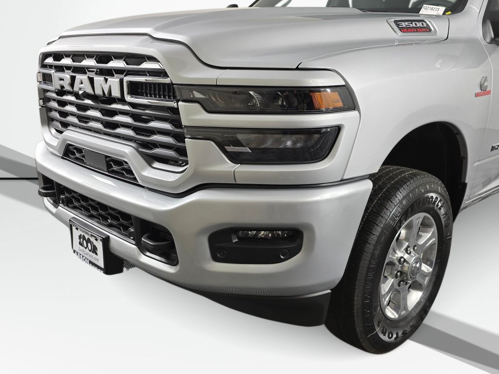 New 2026 RAM 3500 Big Horn AWD/4WD image 12