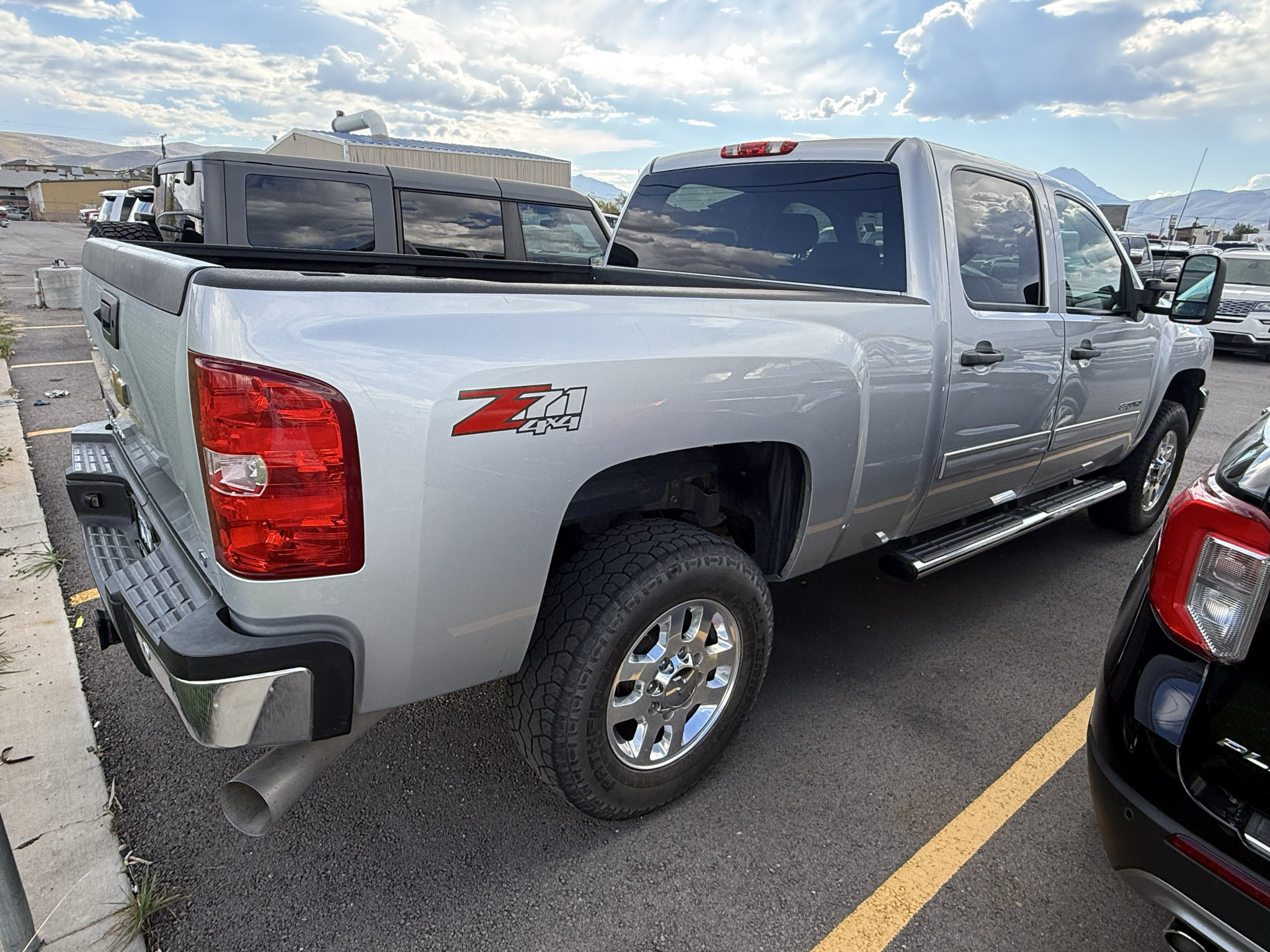 Used 2012 Chevrolet Silverado 3500 LT w/ Interior Plus Package AWD/4WD image 15