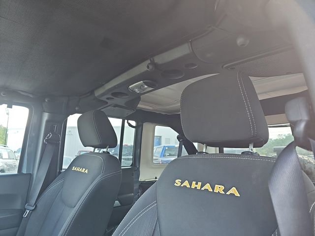 Used 2015 Jeep Wrangler Unlimited Sahara w/ Connectivity Group image 12