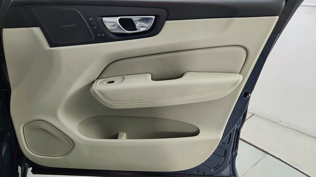 New 2026 Volvo XC60 B5 Ultra w/ Climate Package AWD/4WD image 37