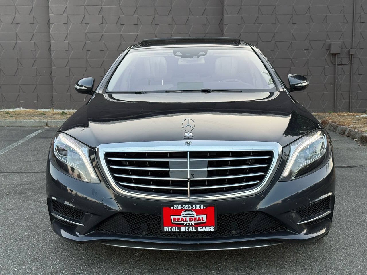 Used 2014 Mercedes-Benz S 550 Sedan image 2