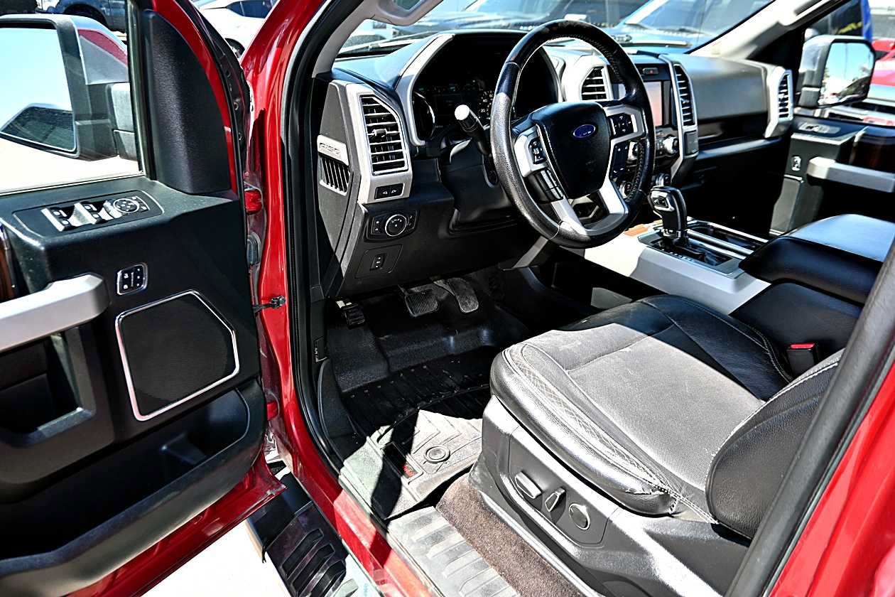 Used 2015 Ford F150 Lariat w/ Equipment Group 502A Luxury AWD/4WD image 24