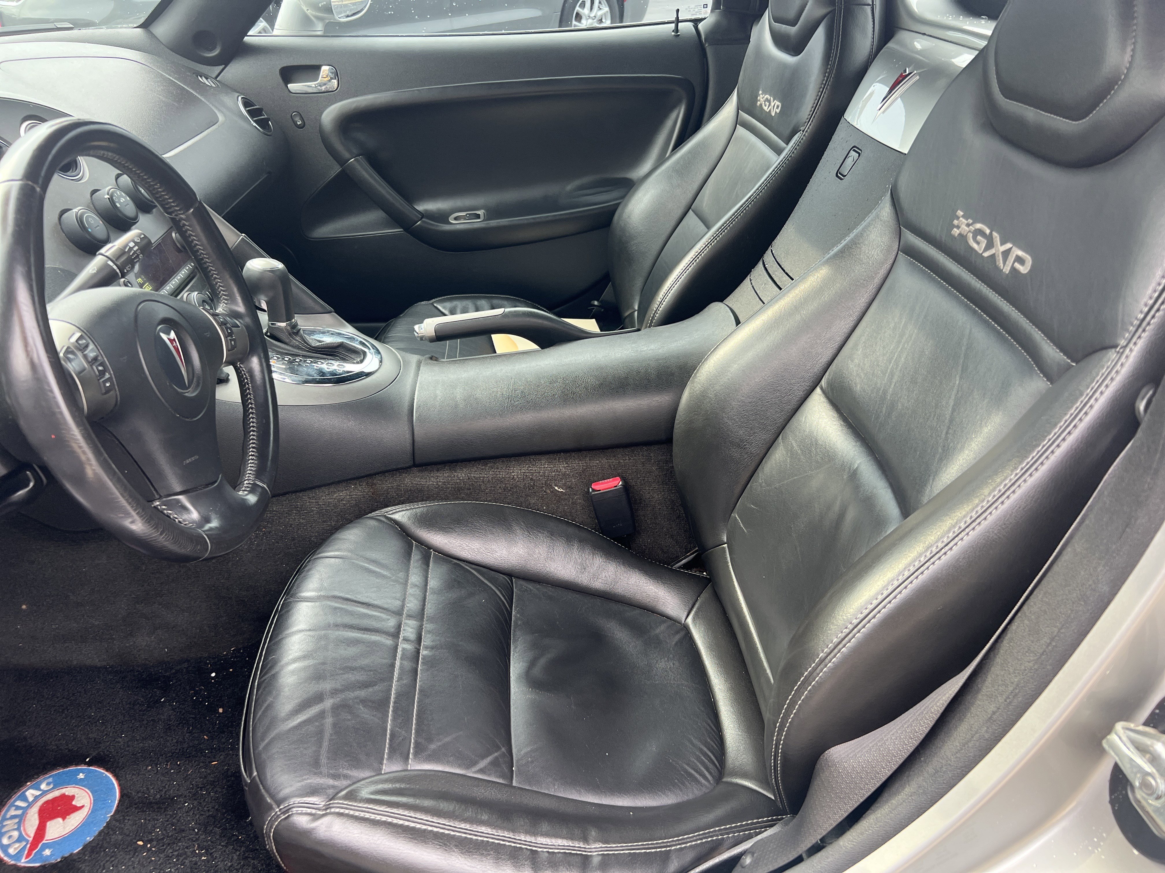 Used 2008 Pontiac Solstice GXP w/ Premium Package image 32