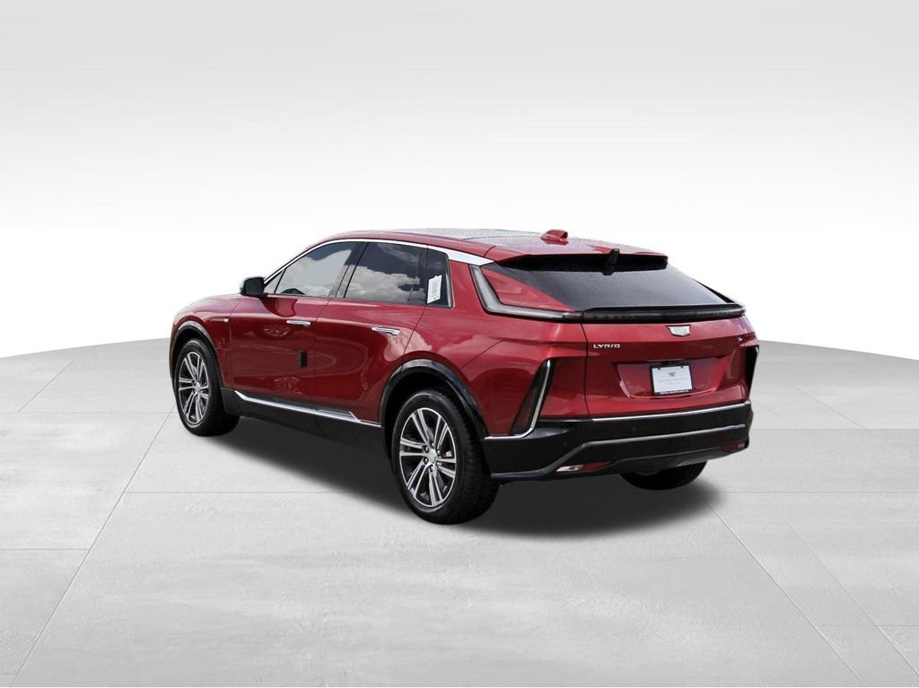 New 2027 Cadillac Lyriq Luxury AWD/4WD image 3