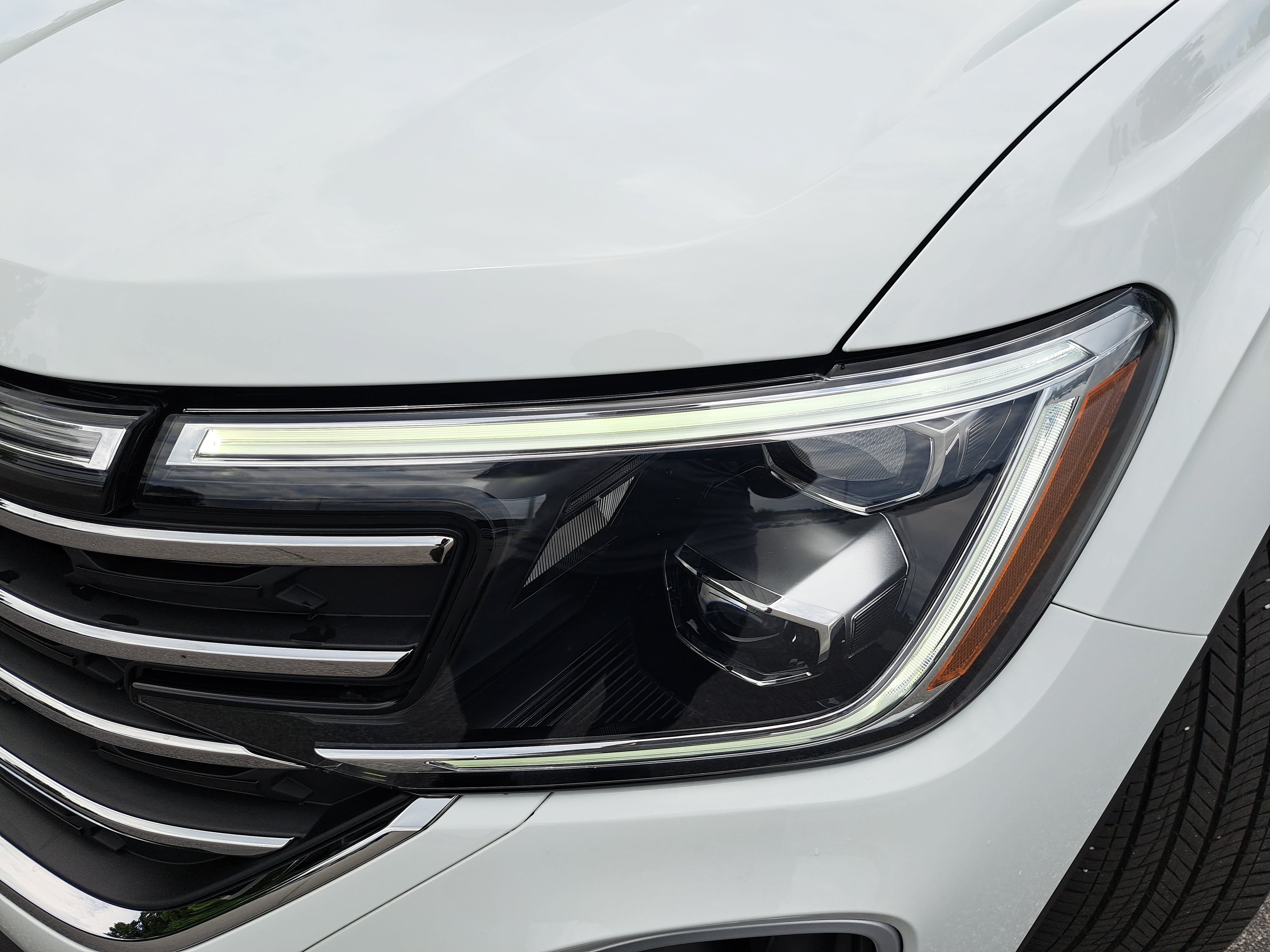 Certified 2025 Volkswagen Atlas SE AWD/4WD image 29