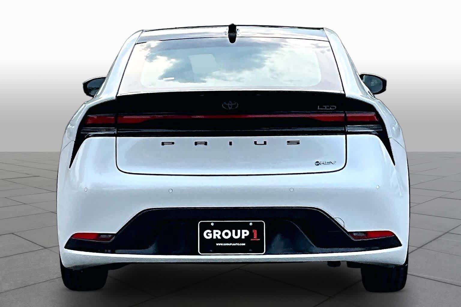 Used 2023 Toyota Prius Limited w/ Limited Premium Package AWD/4WD image 5