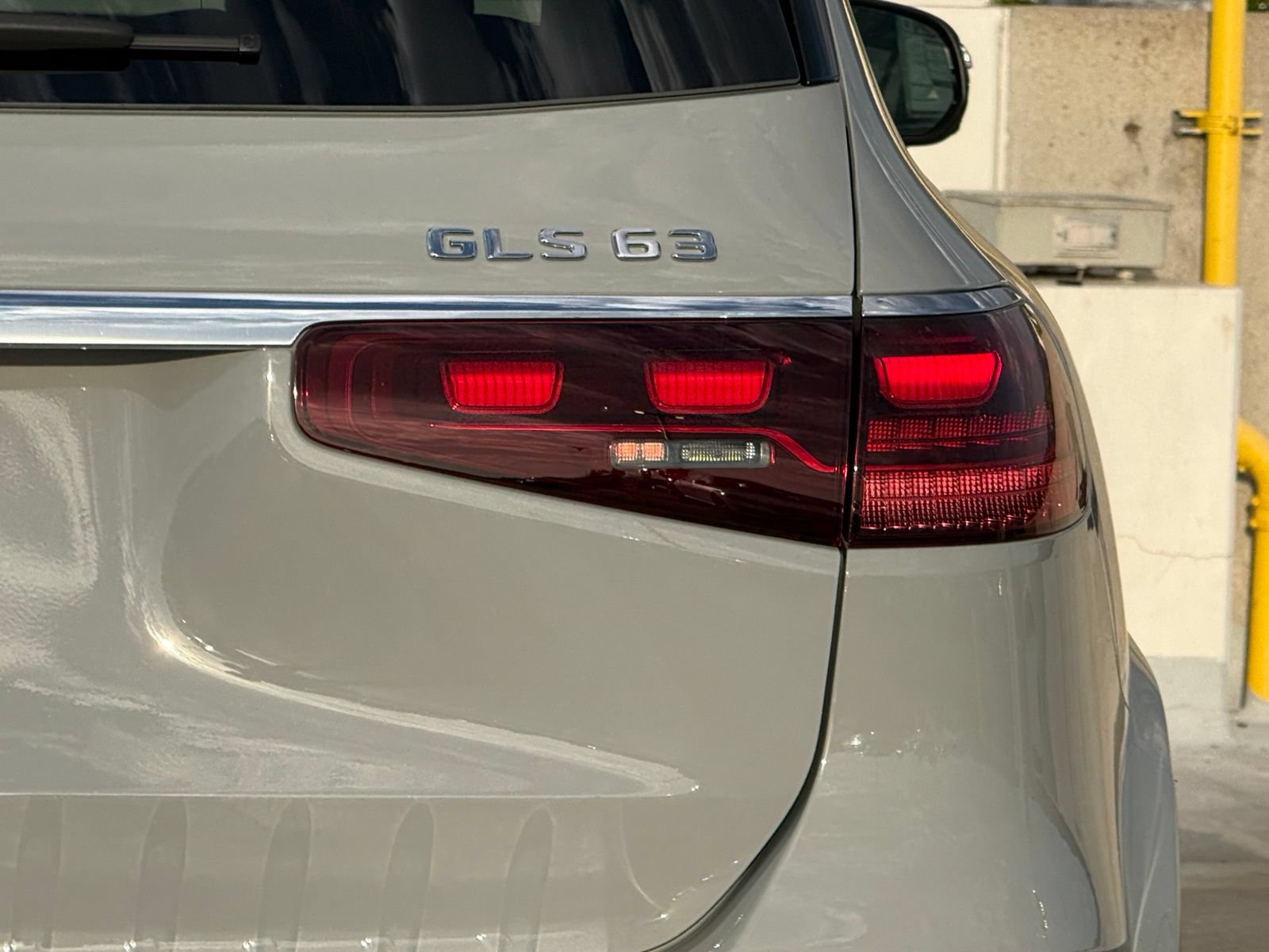 New 2026 Mercedes-Benz GLS 63 AMG 4MATIC image 11