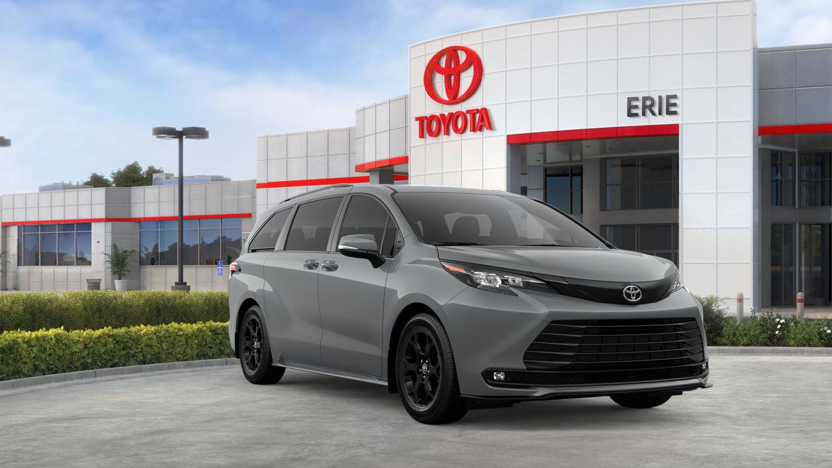 New 2026 Toyota Sienna XLE Woodland Edition image 17