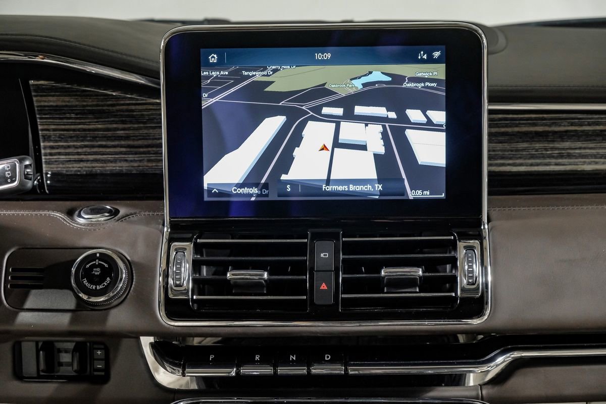 Used 2020 Lincoln Navigator Black Label w/ Cargo Convenience Package AWD/4WD image 21