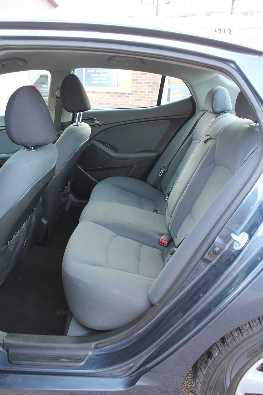 Used 2015 Kia Optima LX image 16