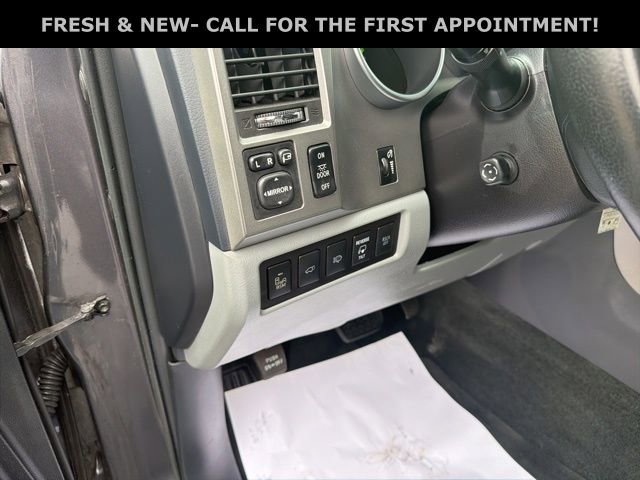 Used 2014 Toyota Sequoia Platinum image 20