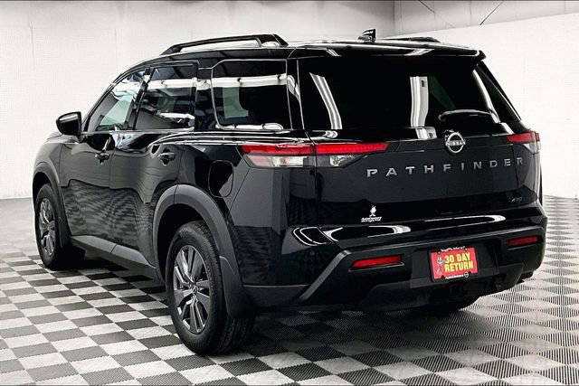 New 2026 Nissan Pathfinder SV w/ SV Premium Package AWD/4WD image 4