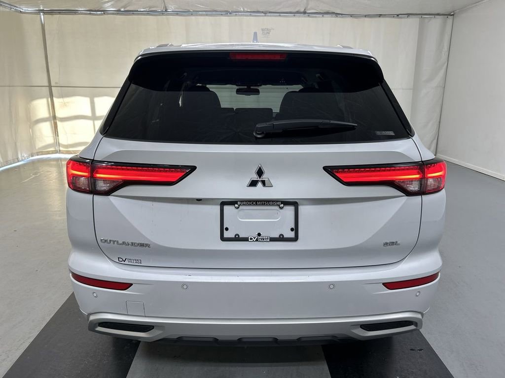 Used 2023 Mitsubishi Outlander SEL image 22
