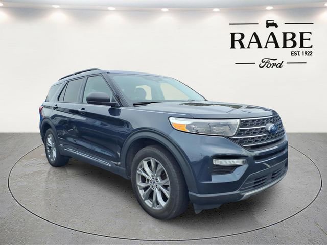 Used 2022 Ford Explorer XLT w/ Equipment Group 202A image 6