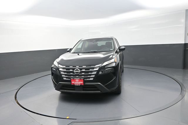Used 2024 Nissan Rogue SV AWD/4WD image 29