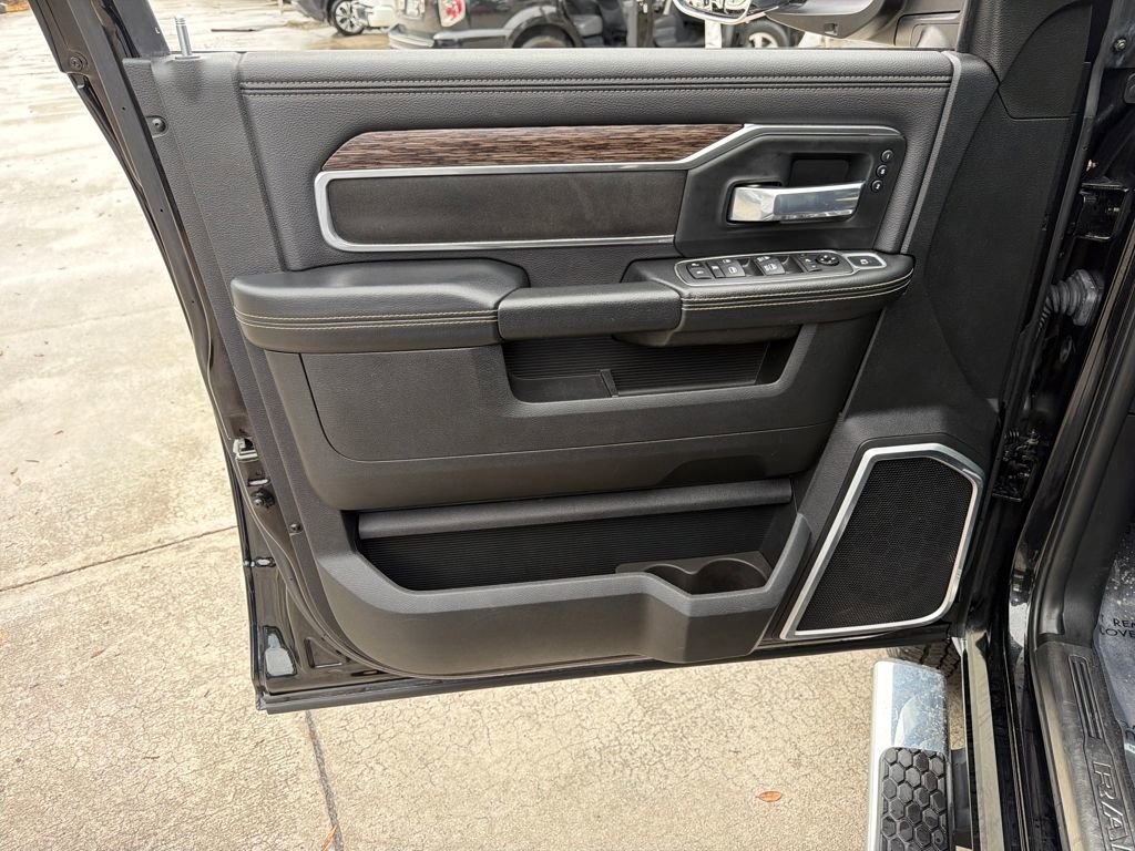 Used 2020 RAM 3500 Laramie image 21