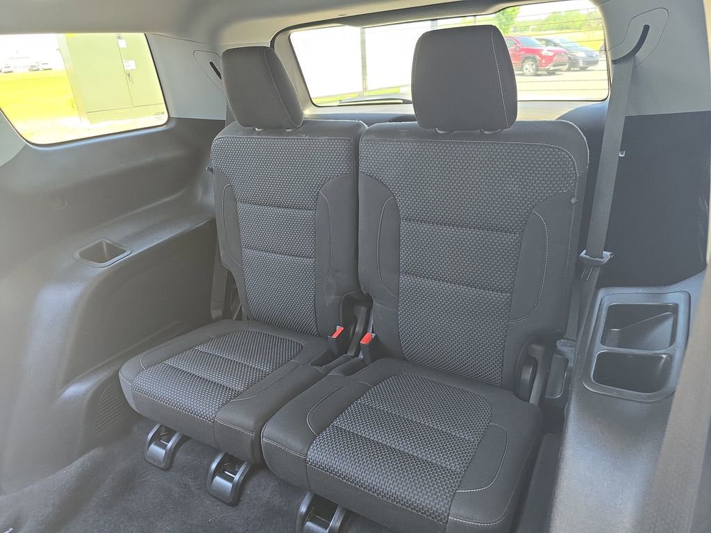 Used 2020 GMC Acadia SLE w/ Driver Convenience Package FWD image 19