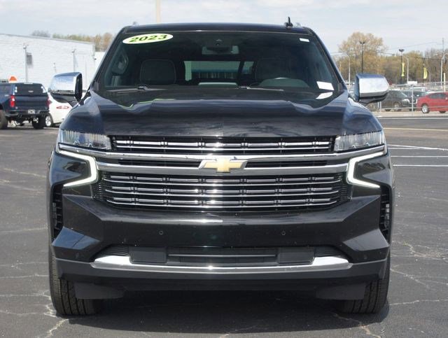 Used 2024 Chevrolet Suburban Premier RWD image 24