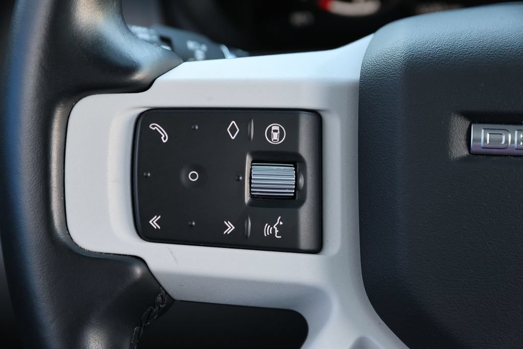 Used 2025 Land Rover Defender 110 S AWD/4WD image 22