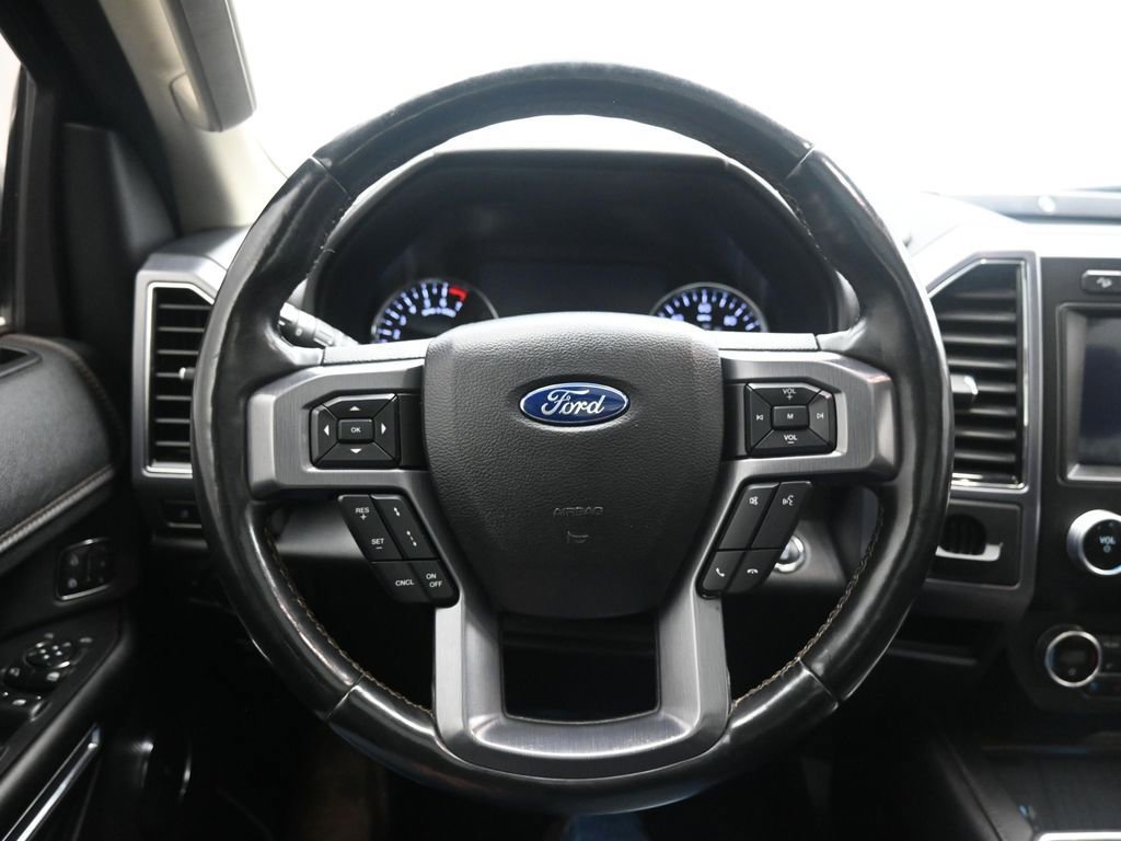Used 2019 Ford Expedition Max Platinum AWD/4WD image 13