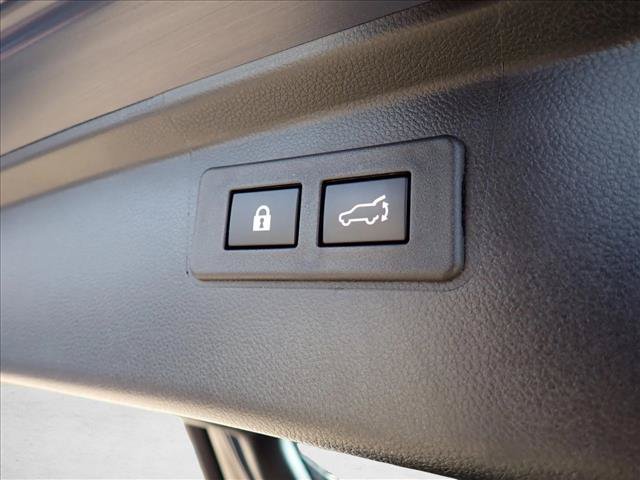 Certified 2025 Subaru Outback Premium AWD/4WD image 9
