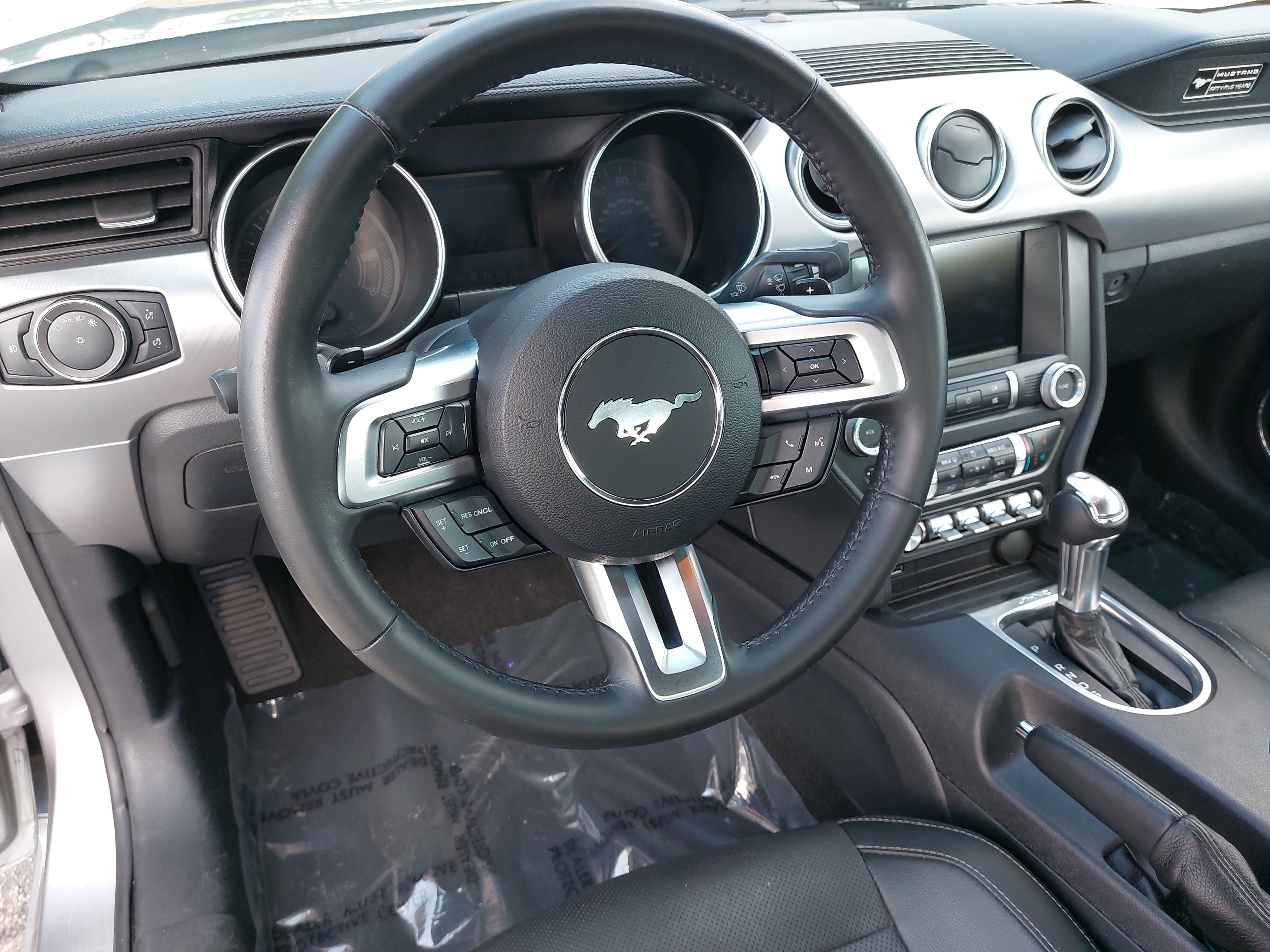 Used 2020 Ford Mustang Premium RWD image 17