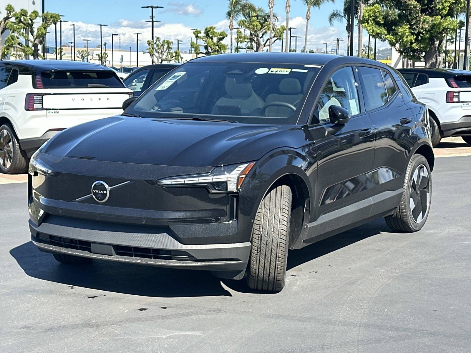New 2026 Volvo EX30 Ultra w/ Climate Package AWD/4WD image 3